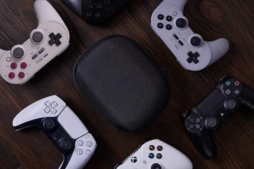 Vista 9 de 8Bitdo Classic Controller Travel Case for Switch Pro, PS5 & PS4, Xbox One Controller and More