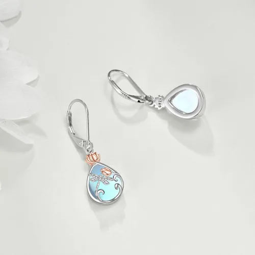Vista 6 de AOBOCO Aretes de plata de ley 925, diseño de mariposa, libélula, abeja, mariquita, flor de tulipán, flor de loto, filigrana, lágrima, piedra lunar
