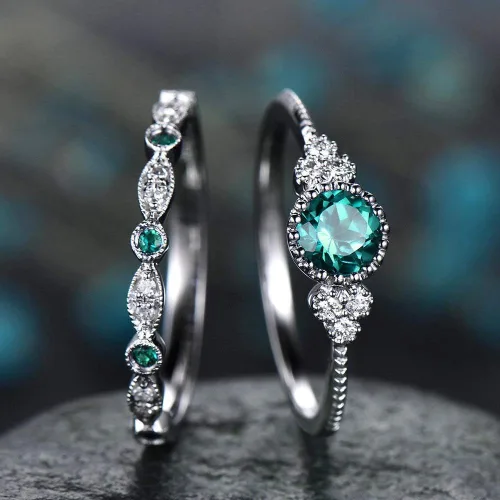 Vista 2 de Fashion - Juego de 2 anillos de plata de ley 925 con esmeralda natural, corte redondo, circonita cúbica, anillo de compromiso clásico de eternidad