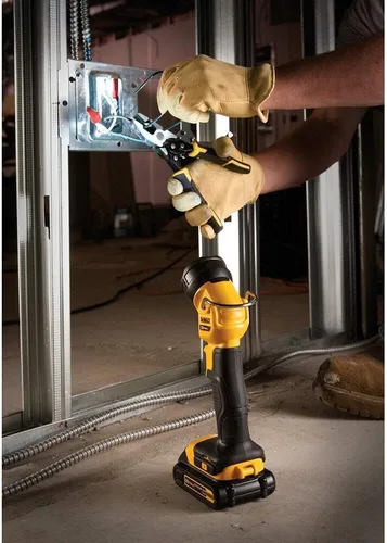 Vista 7 de DEWALT Kit combinado de 20 V MAX, kit combinado de herramientas eléctricas, compacto de 6 herramientas (DCK620D2)