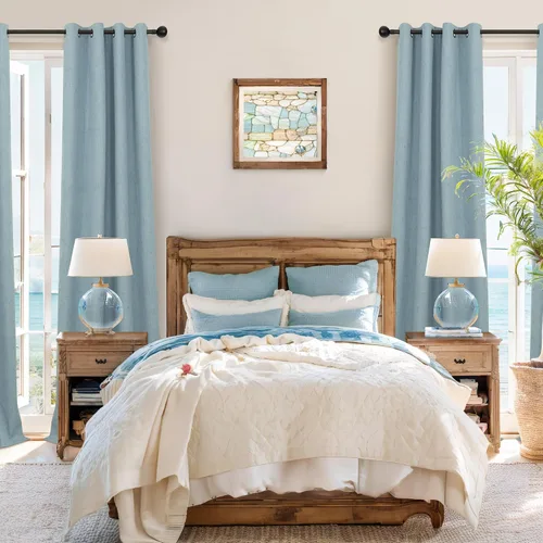 Vista 2 de Cortinas negras de color azul claro de 63 pulgadas de largo para dormitorio, sala de estar, oscurecimiento, 2 paneles con ojales, agujeros costeros