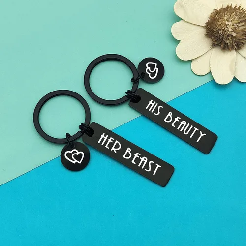 Vista 6 de Regalos para parejas para él y ella, su belleza, su bestia, juego de llaveros a juego para él y para ella, regalo para novio, novia, día de San