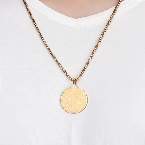 Vista 5 de Susook Collar con números de baloncesto para niños, colgante de baloncesto de acero inoxidable dorado, joyería deportiva, regalos para hombres