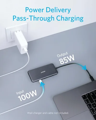 Vista 3 de Anker Hub USB C (7 en 1), con HDMI 4K, suministro de energía de 85 W, USB-C y 2 puertos de datos USB-A de 5 Gbps, lector de tarjetas microSD y SD