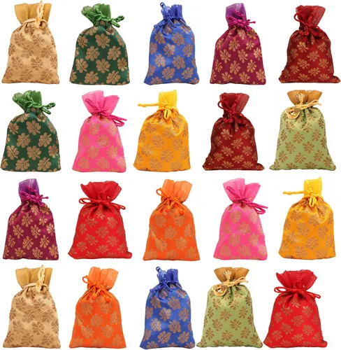 Vista 12 de Touchstone Bolsas de cordón tradicionales indias hechas a mano en tejido brocado con patrón de hojas de ficus. Perfecto para regalos, joyas, bodas
