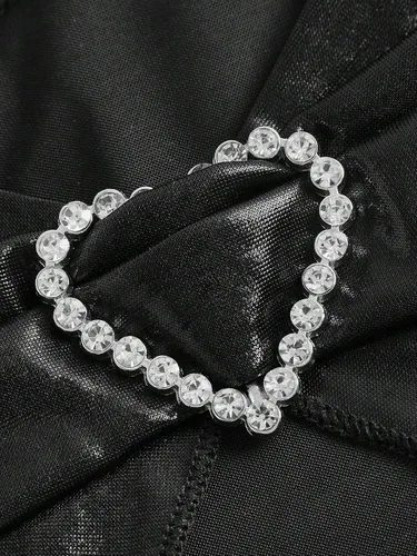 Vista 3 de Verdusa Top halter asimétrico fruncido con diamantes de imitación y espalda descubierta para mujer