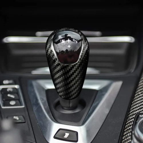 Vista 5 de AIRSPEED Cubierta interior de la perilla de la palanca de cambios para BMW M2 F87 M3 F80 M4 F82 M5 F83 F10 F12 F13 X5M F85 X6M F86 accesorios, fibra