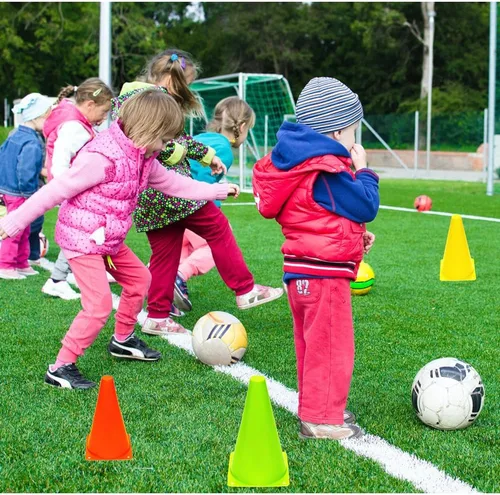 Vista 5 de Conos de fútbol YOQXHY (25 unidades, 7 pulgadas) Agility Training Sports Cone plástico con bolsa de transporte para niños fútbol Baloncesto Taladros