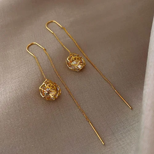 Vista 3 de Aretes largos de cadena larga con diseño de rosas para mujer, aretes largos con borla para dama de honor, boda