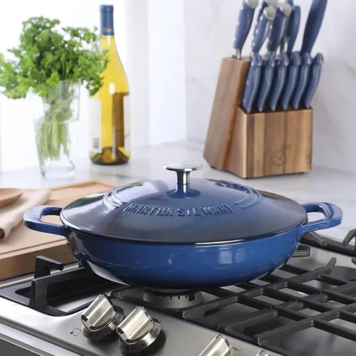 Vista 4 de Martha Stewart Gatwick Enameled Cast Iron Braiser with Lid, 3.5-Quart Braiser Pan for Stovetop & Oven, Cast Iron Braising Pan, Blue