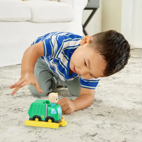 Vista 6 de VTech CoCoMelon Go! Go! Smart Wheels Camión y pista de reciclaje de JJ