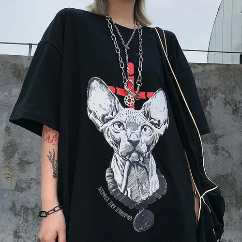 Vista 2 de Camiseta gótica de verano para mujer, diseño gráfico Harajuku gótico de anime, novedad