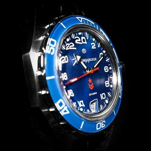 Vista 5 de Vostok Komandirskie 650547 GMT Reloj mecánico automático de buceo automático