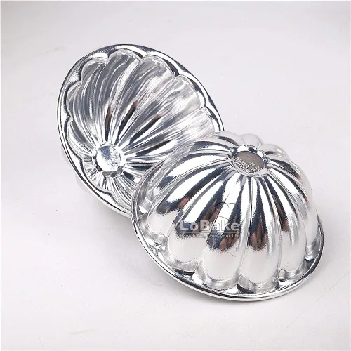 Vista 4 de LoBake Moldes ondulados de aluminio para tartas de flores y calabazas, 10 piezas, moldes para pudín de gelatina, moldes para magdalenas, R22.