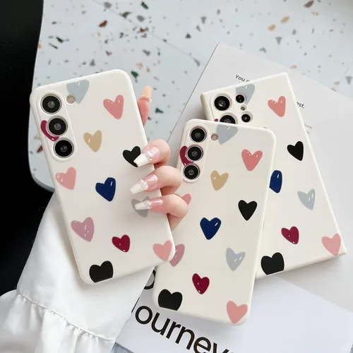 Vista 2 de Funda de teléfono con forma de corazón para Samsung Galaxy S25, linda funda de silicona femenina de silicona flexible con corazones kwaii, fundas