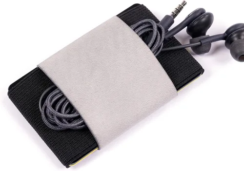 Vista 4 de TROVE Cartera Cartera delgada minimalista de cuero de grano completo y tarjetero, Negro, Minimalista