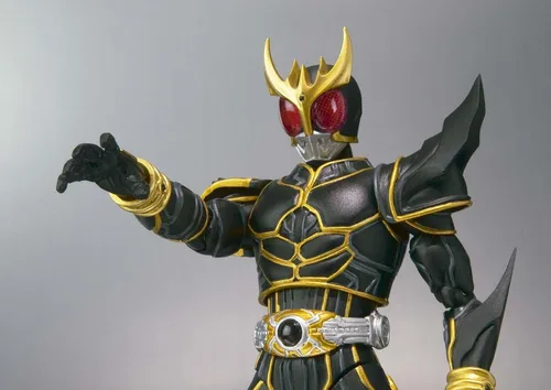 Vista 3 de Bandai Tamashii Nations Kamen Rider Kuga Ultimate Form S.H.Figuarts Figura de juguete
