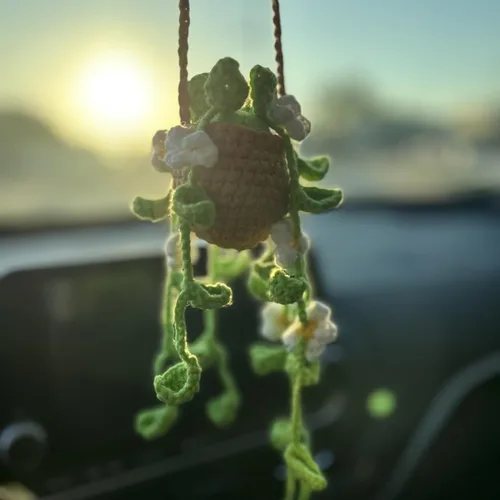 Vista 2 de Accesorios para colgar en el espejo del automóvil, decoración de espejo retrovisor del automóvil, bonito adorno colgante de orquídea de ganchillo