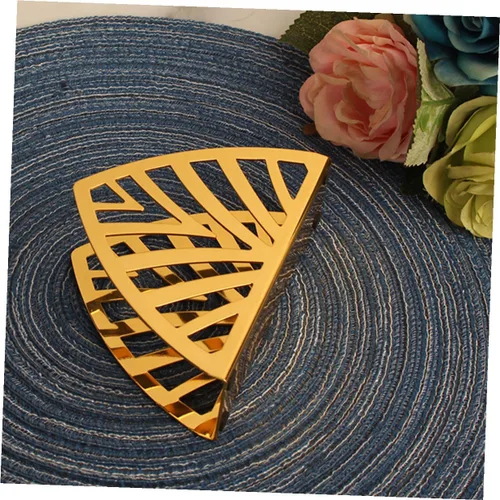 Vista 2 de Ciieeo Servilletero de metal dorado con forma geométrica decorativa para mesa de restaurante, práctico soporte de hierro con bordes lisos