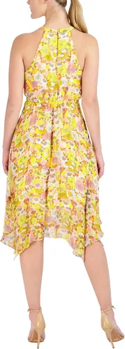Vista 4 de BCBGeneration Vestido midi ajustado y acampanado con cuello halter elástico y dobladillo asimétrico, Libro de cuentos Floral