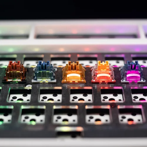 Vista 7 de GK GAMAKAY Phoenix - Interruptor de teclado silencioso lineal con difusor LED para teclado mecánico retroiluminado de 5 pines interruptores
