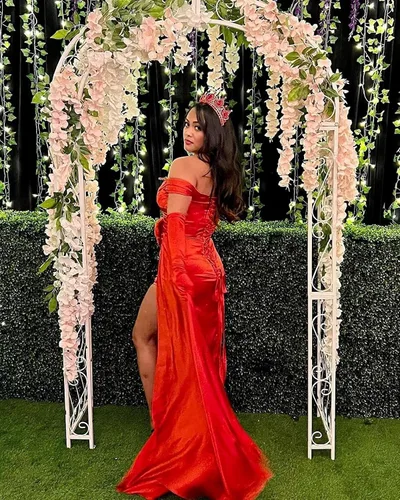 Vista 5 de Dymaisei Vestidos de baile de graduación con hombros descubiertos, vestidos de dama de honor de satén para mujer, vestidos formales con cuentas