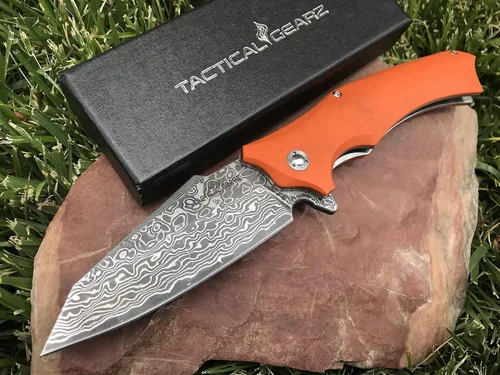 Vista 7 de TACTICAL GEARZ Cuchillo de bolsillo de acero de Damasco, cuchillo plegable EDC con mango G10, cuchillo de transporte diario de hoja de damasco de 67