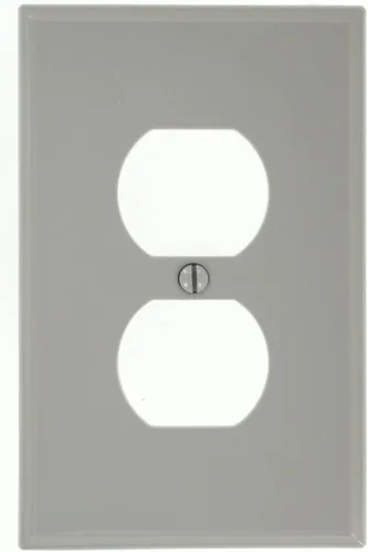 Vista 5 de Leviton Placa de pared de nailon Midway de 1 gang, 1 dúplex, tamaño Midway, 1 paquete, PJ8-E, negro