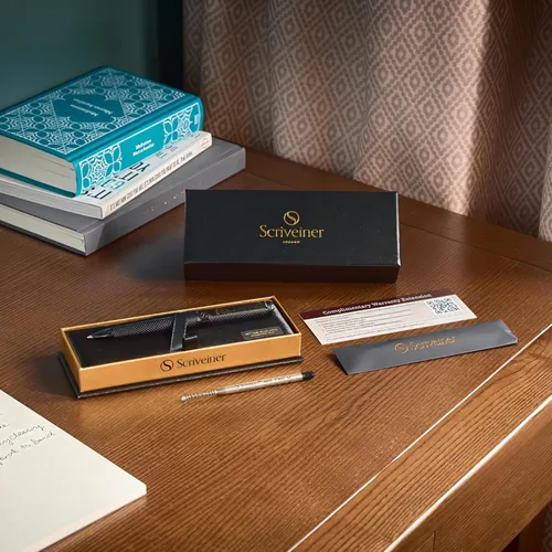 Vista 5 de Scriveiner Bolígrafo negro – Impresionante bolígrafo de lujo negro mate, repuesto Schmidt negro, el mejor juego de regalo para hombres y mujeres