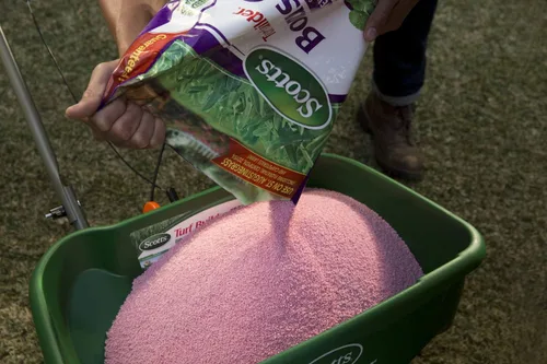 Vista 4 de Scotts Turf Builder Bonus S Southern Weed & Feed2, 17.24 libras (paquete de 2)