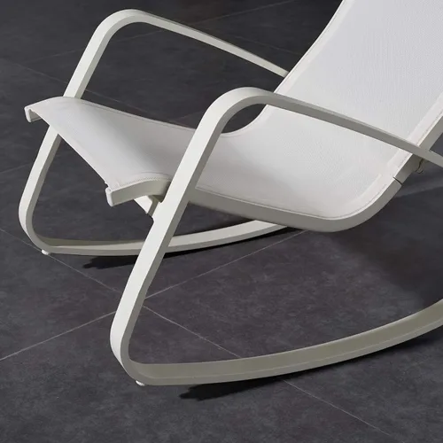 Vista 6 de Modway Traveler - Silla mecedora de malla de aluminio para patio al aire libre en blanco y blanco