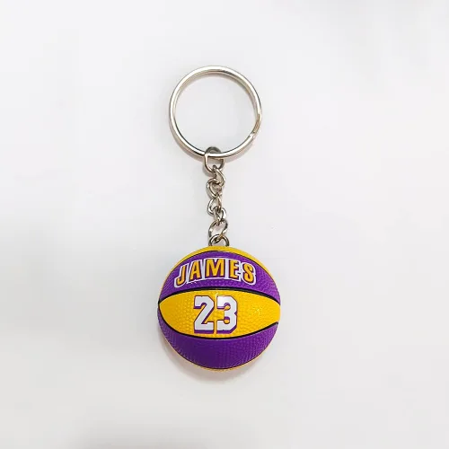 Vista 5 de Llavero de zapatillas, mini llaveros de baloncesto 3D para hombres, mujeres y niños, llaveros deportivos de moda, regalo para fanáticos