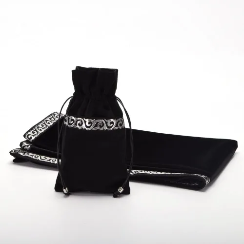 Vista 2 de BLESSUME Mantel de tarot de altar adivinación Wicca cuadrado de terciopelo con bolsa de tarot negro