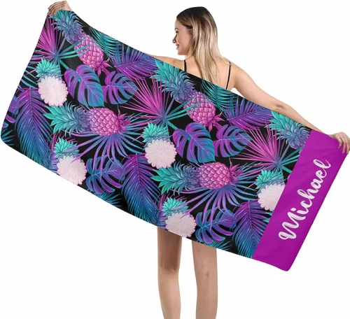 Vista 2 de MyPupSocks Toalla de playa personalizada – Toalla de piscina personalizada de piñas – Morado Personaliza con tu nombre