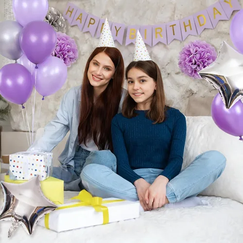 Vista 5 de Decoraciones de cumpleaños para niñas púrpura y plata Lavanda fiesta decoración Kit para ella mujer incluyendo feliz cumpleaños Banner pompón flor