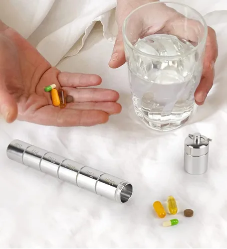 Vista 7 de FAYALA Pastillero impermeable para 7 días, pastillero de viaje, contenedor portátil para medicina, organizador de píldoras hermético diario