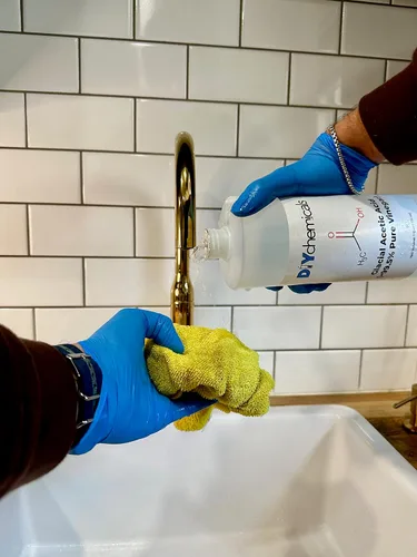 Vista 5 de Ácido acético glacial 99.9% puro, vinagre de alta pureza para uso industrial y doméstico, fabricado en Estados Unidos por DIY Chemicals, galón