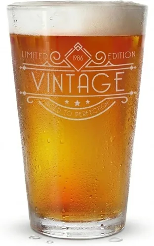 Vista 11 de Spotted Dog Company Vaso de pinta grabado vintage de 1986 de 16 onzas – Regalos de feliz cumpleaños 40 para hombres y mujeres, saludos a cumplir 40