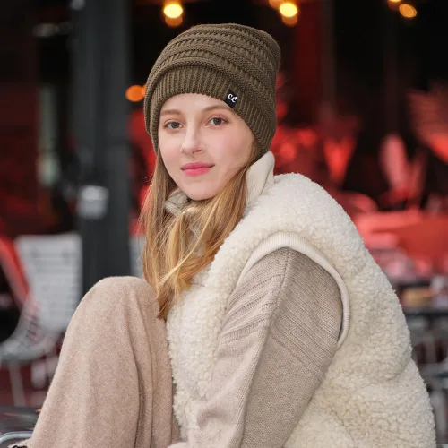 Vista 60 de C.C Winter Oversized Beanie Hat with Fuzzy Lining – Thick Knit Thermal Beanie for Cold Weather, Soft Warm Fleece Lined Cap