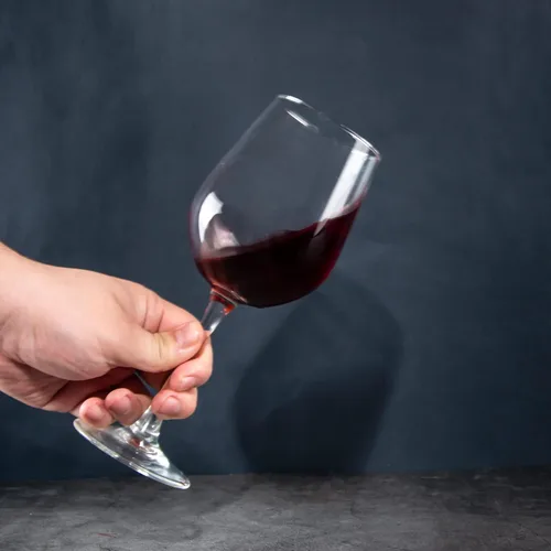 Vista 4 de Juego de 8 copas de vino totalmente templadas, 15.5 onzas, duraderas, aptas para bodas, fiestas, lavavajillas