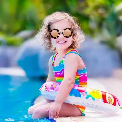 Vista 5 de Tatuo 4 pares de lentes de sol redondos con diseño de margaritas, para niños y niños pequeños, redondos, lindos anteojos de playa para exteriores