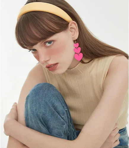 Vista 3 de Aretes de clip para mujer, aretes colgantes de cuero con clip para mujer, aretes sin perforaciones