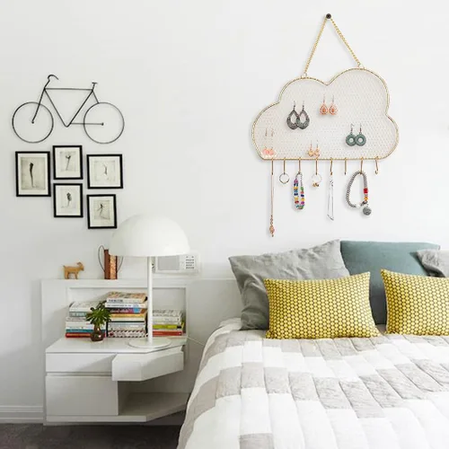 Vista 3 de Rolin Roly Organizador de pared para aretes, estante de joyería colgante con 8 ganchos en forma de nube para exhibir rejilla, pulsera dorada