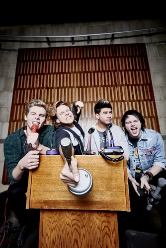 Vista 3 de Sounds Good Feels Good