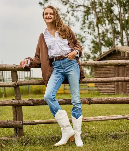 Vista 7 de Mostrin Botas vaqueras para mujer, punta puntiaguda, botas vaqueras a media pantorrilla, tacón grueso, botas occidentales