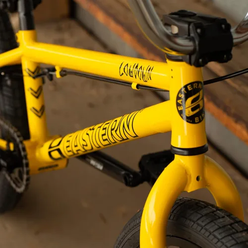 Vista 3 de Eastern Bikes Eastern BMX Bikes - Lowdown Model 20 Inch Bike. Lightweight Freestyle Bike Designed by Professional BMX Riders at