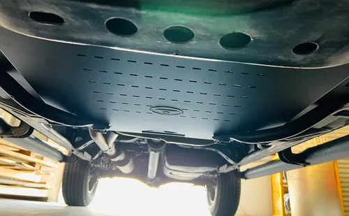 Vista 8 de Protector antirrobo, protector de cubierta, defensor, compatible con Toyota Tacoma 2WD 2016-2023 con textura negra con recubrimiento en polvo