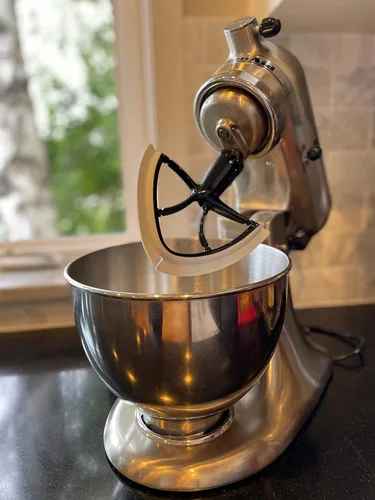 Vista 7 de New Metro Design Beater Blade Metal TH-M Compatible con KitchenAid 4.5-5 Qt Batidora de pie inclinable, color negro
