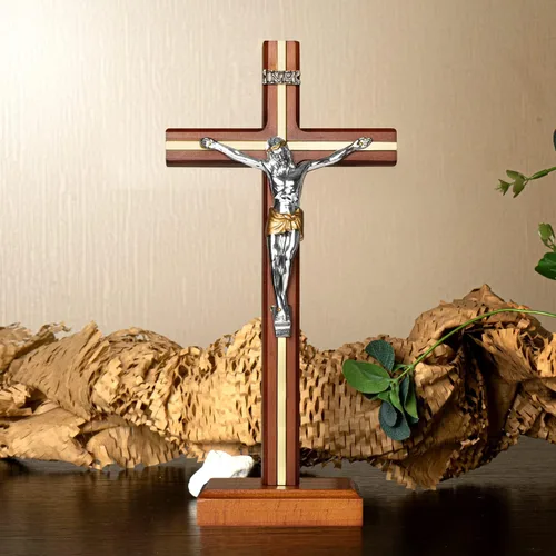 Vista 2 de KUXBET Crucifijo de Pie Cruz con Soporte Desmontable de 10.6 Pulgadas Cruz de Madera Católica de Jesucristo para Colgar en la Pared para Decoración