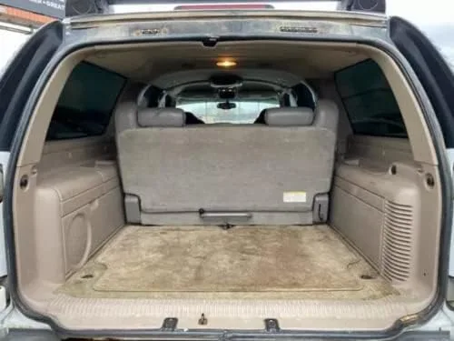 Vista 8 de Red de carga organizadora de maletero para Caddy Escalade Chevy Suburban Tahoe GMC Yukon 2000-2014 – Red de carga estilo sobre para SUV